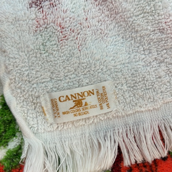 Matched Set Vintage Terry Cloth Hand Towels Christmas Holiday Cannon Brand - Picture 10 of 11